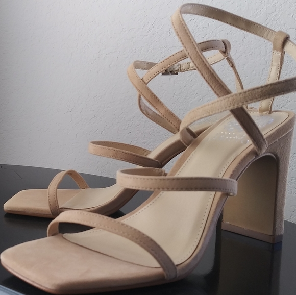 Vince Camuto Shoes - Maivra sandal